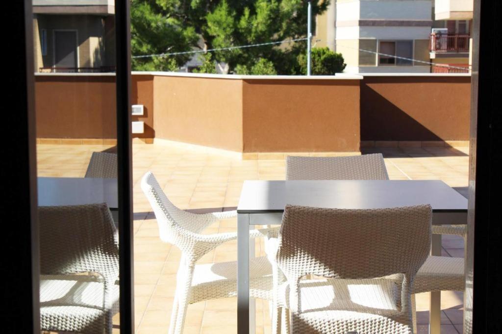 Colonna Rooms & Apartment Trani Εξωτερικό φωτογραφία